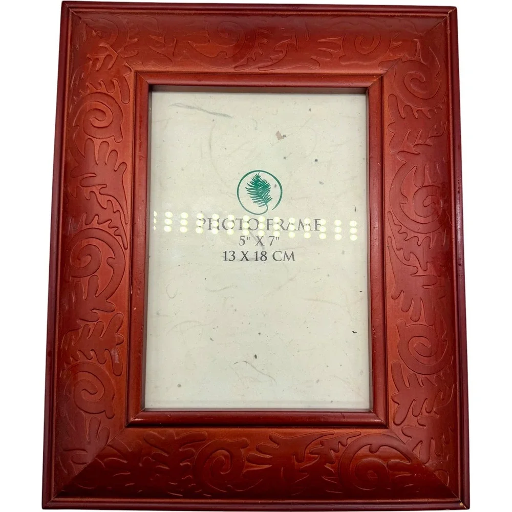 Set of 3 Embossed Wood 5x7 Photo Frames Red Green Natural Tabletop Decor Good